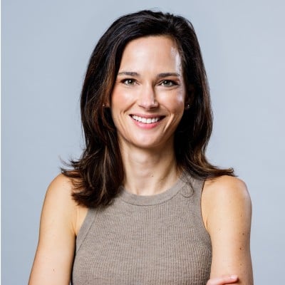 Kathryn Miller headshot