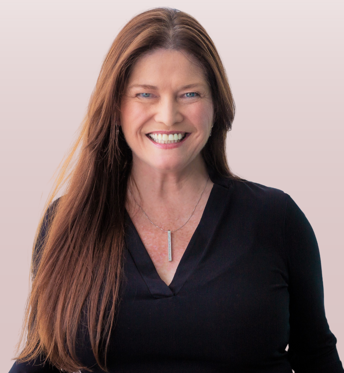 Laura J Nadler Headshot