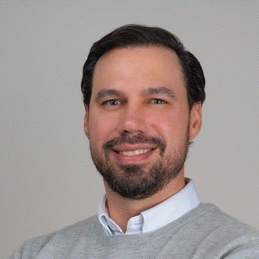 Matthew Mahar headshot